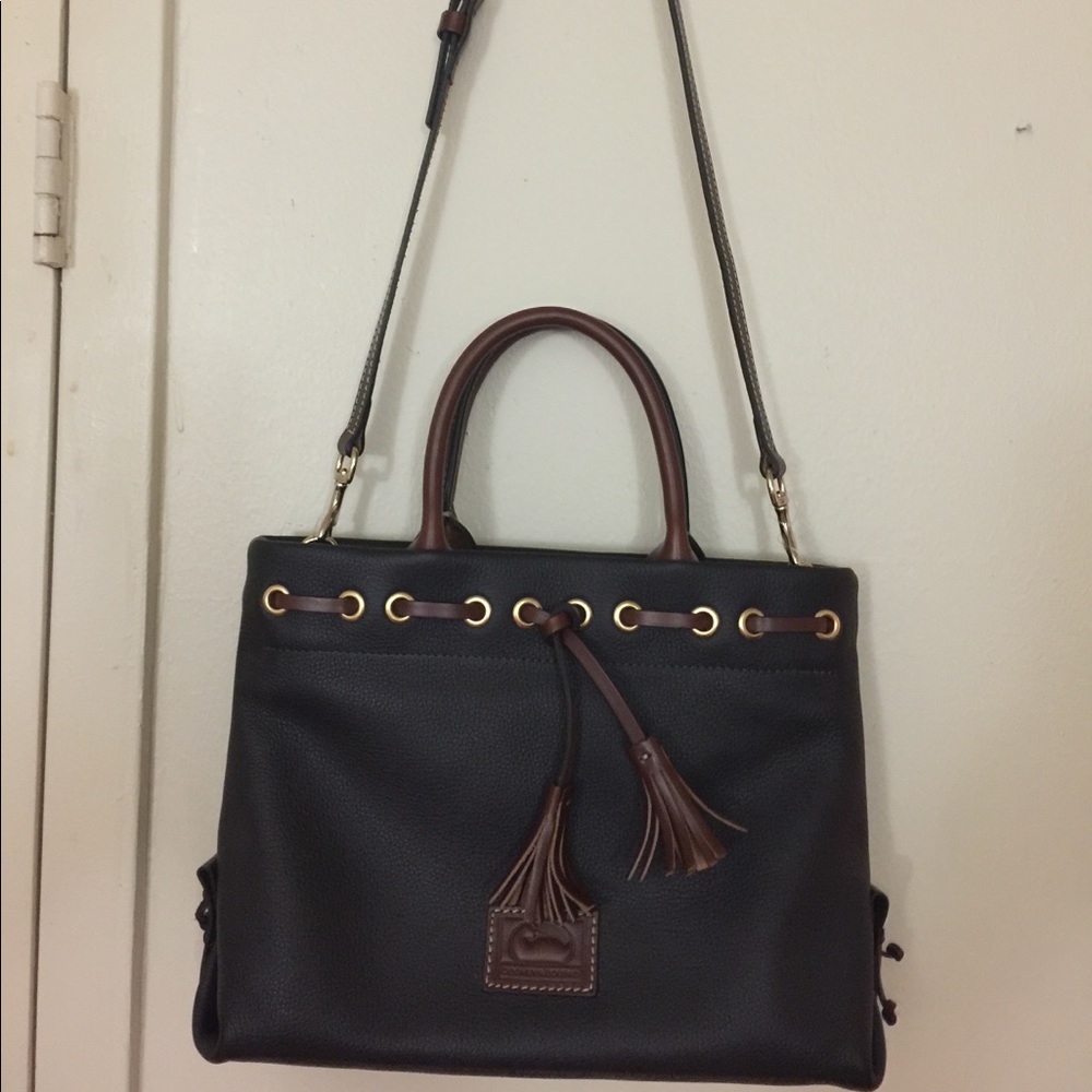 DOONEY AND BOURKE WAKEFIELD TASSEL TOTE PURSE